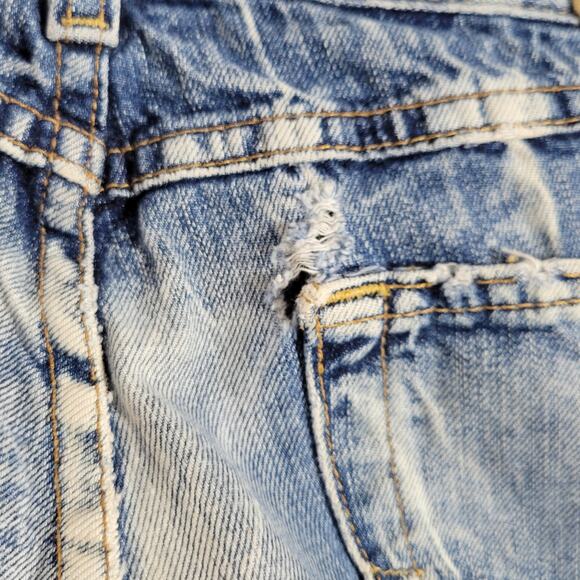 BKE Distressed Cropped Straight Leg Jeans, size 31 - Picture 4 of 7